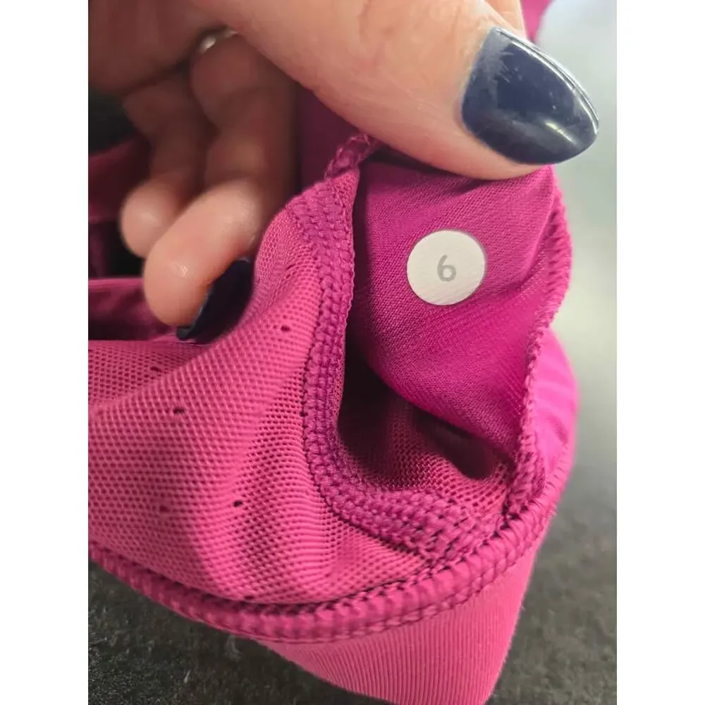Lululemon Front-Zip Strappy Back‎ Sports Bra Mesh Pink - Size 6